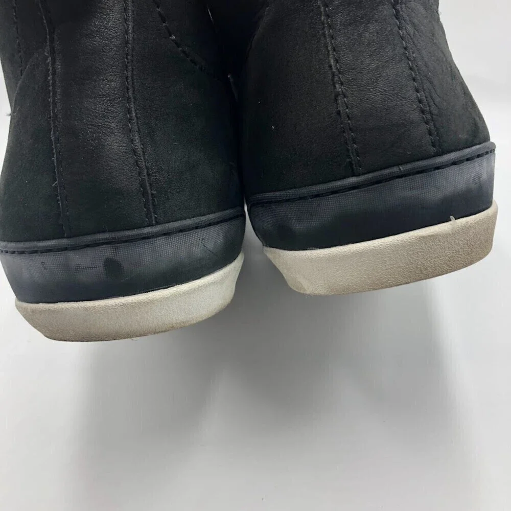 UGG Australia Men’s Black Suede Ankle Chukka Boots Size 12 Lightweight Comfort